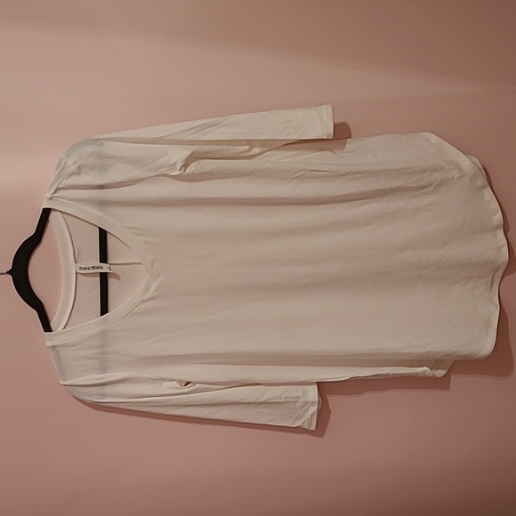 2 Tunic Tops - Picture 4 of 6